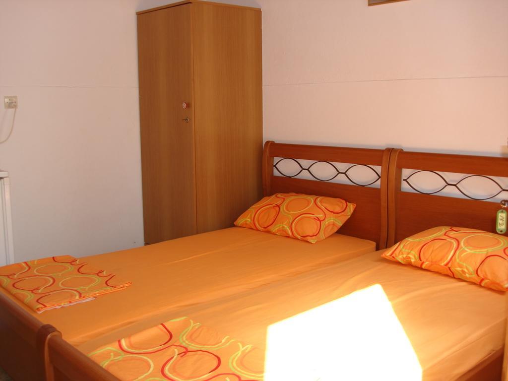 Villa Elena Líndos Habitación foto
